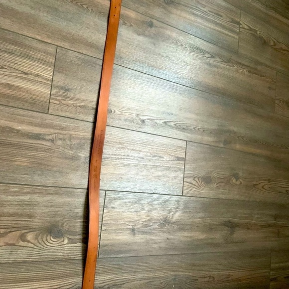 Sleek Black Belt - Picture 3 of 9